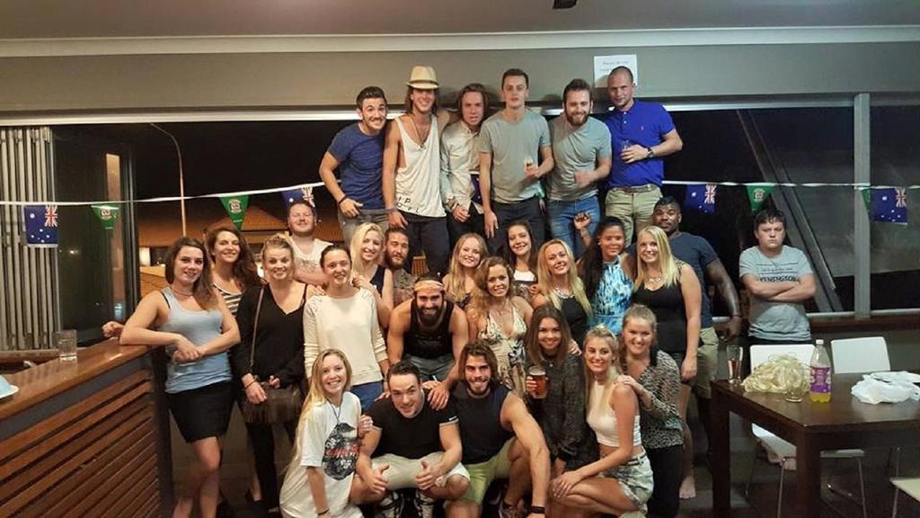 Global Backpackers Port Douglas Esterno foto
